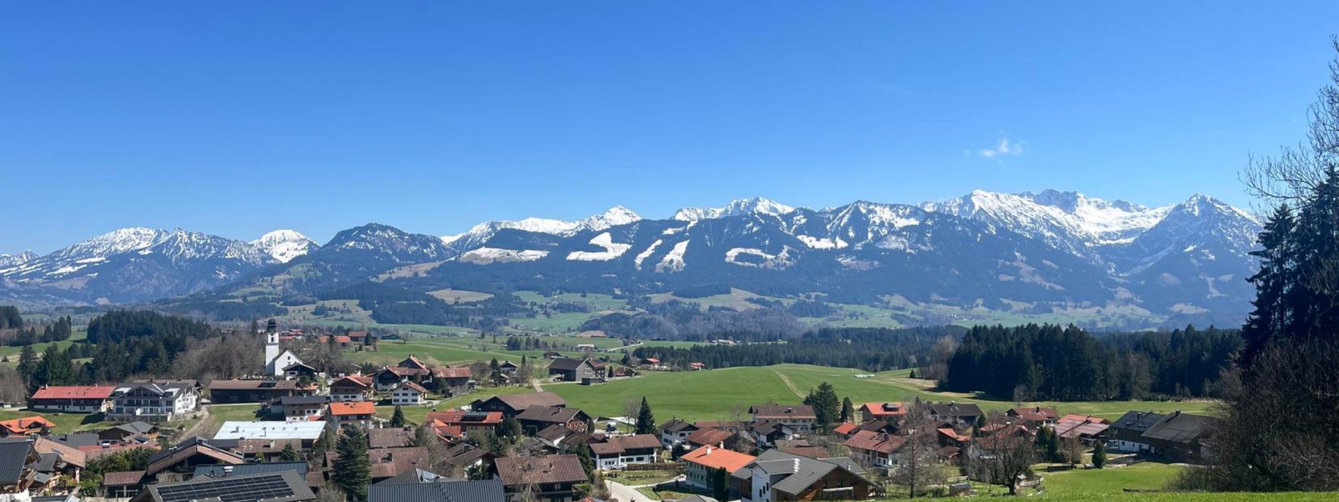 Blick_auf_Ofterschwang.jpeg